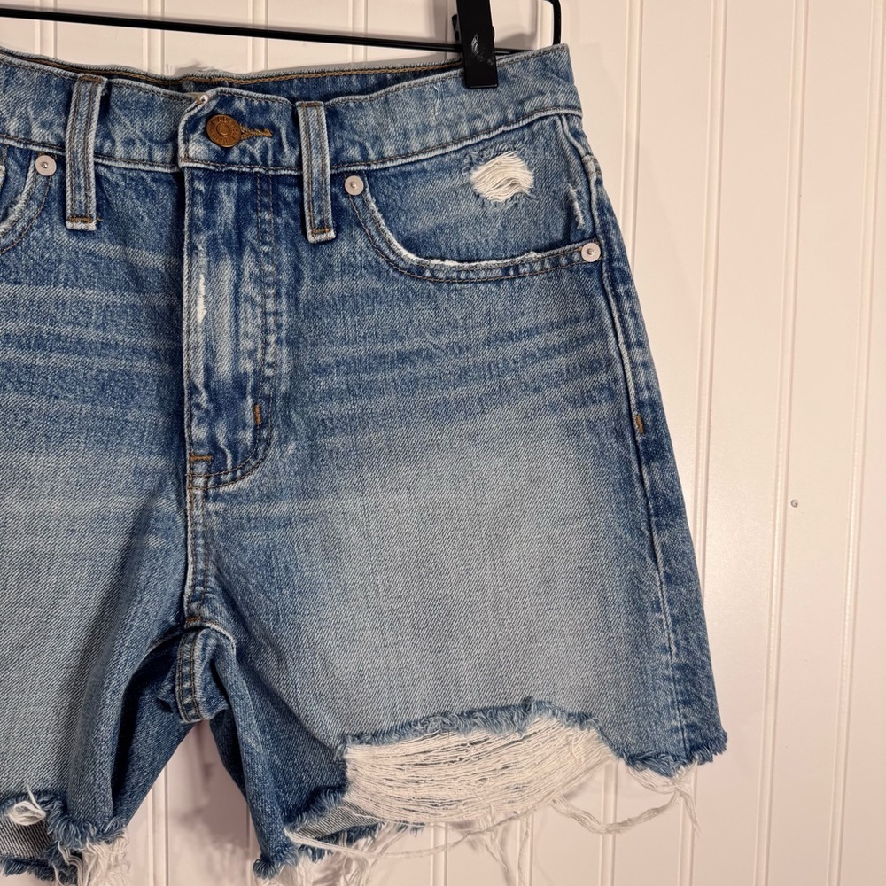 Madewell Relaxed Mid-Length Denim Shorts High-Waist Distressed Hem Women’s 26 - Picture 3 of 13